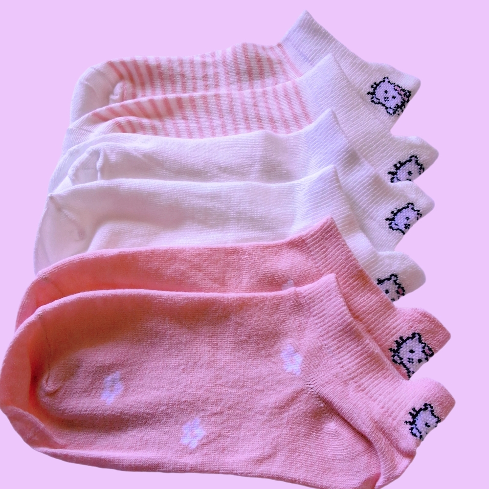 Adorable Hello Kitty Ankle Socks-5 Pairs (Pink/White) O/S